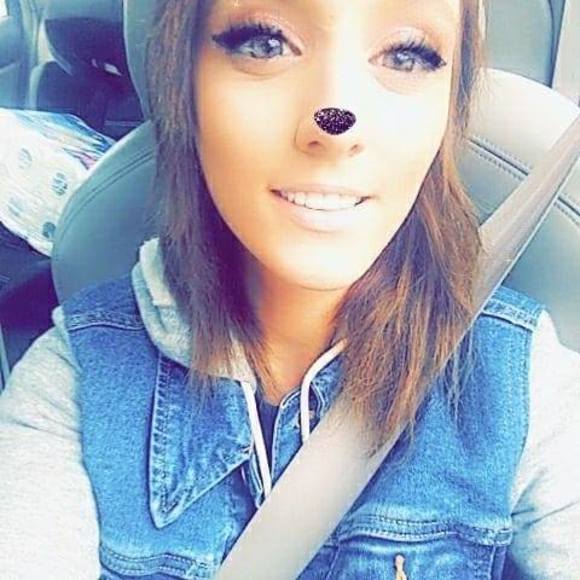 Meet your Posher, Cassidy - Picture 1 of 1